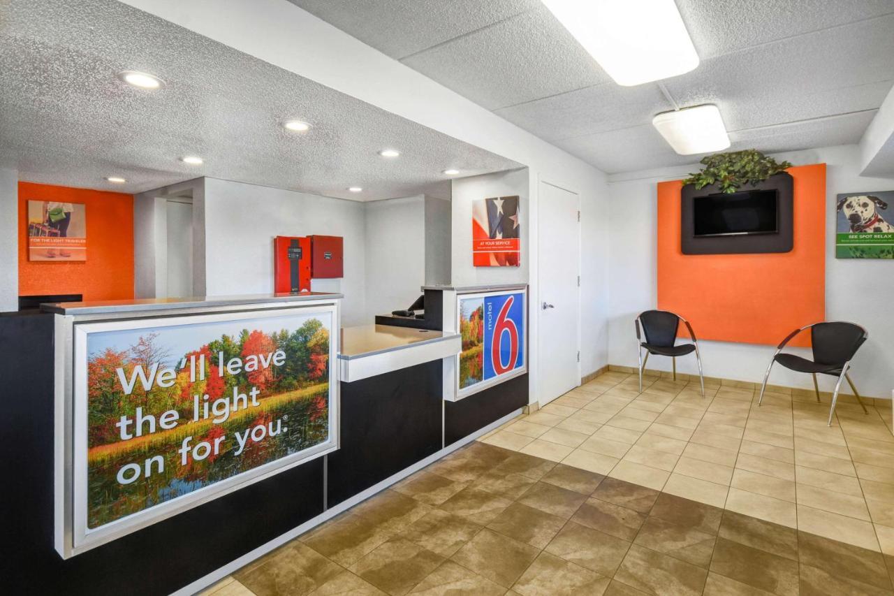 Motel 6-Memphis, Tn - Downtown Экстерьер фото